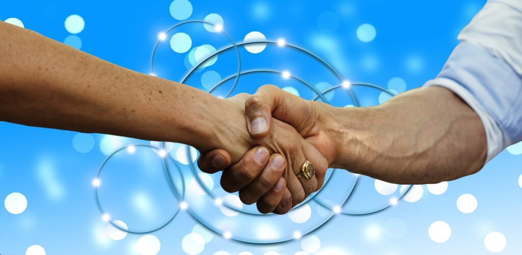 hands-3348986_1920